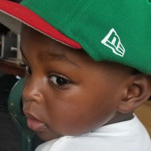 Meet your Posher, Demond